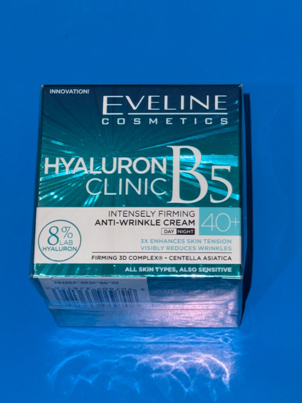 کرم ابرسان قوی هیالورونیک اسید اولاین 40+مدلHYALURON CLINIC B5 ا EVELINE HYALURON